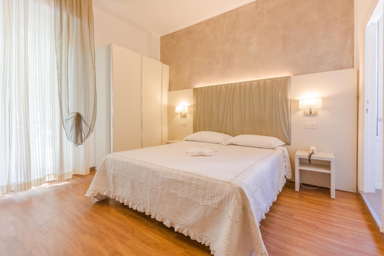 Hotel Bremen Rimini Exterior foto